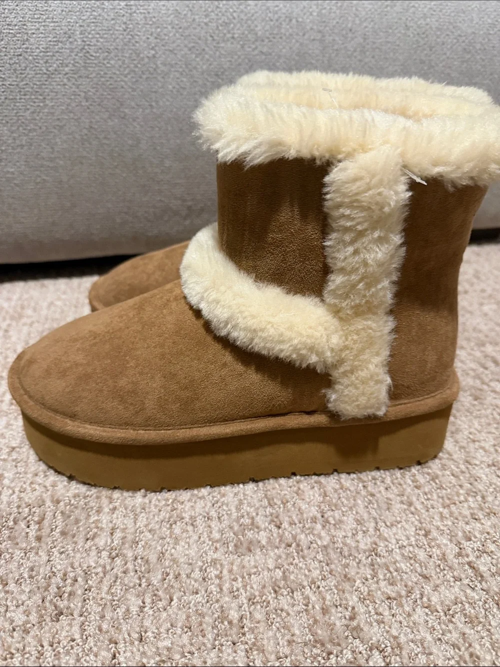 Womens Everette Faux Suede Platform Shearling Ankle Boot - Tan